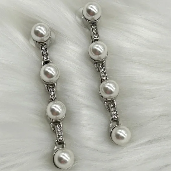 Gorgeous KJL Kenneth Jay Lane Long Silver Tone Pearl Cubic Zirconia CZ Earrings - Picture 10 of 14